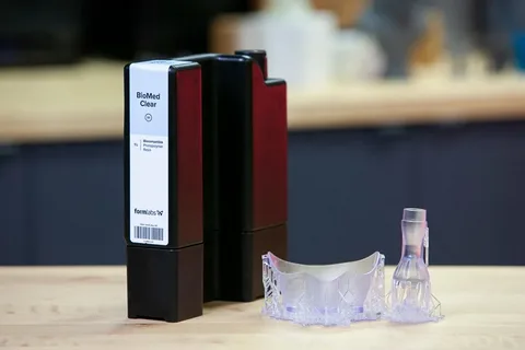 Synthetic resin for 3D printing, BioMed clear, 1 l, for Form 2/3